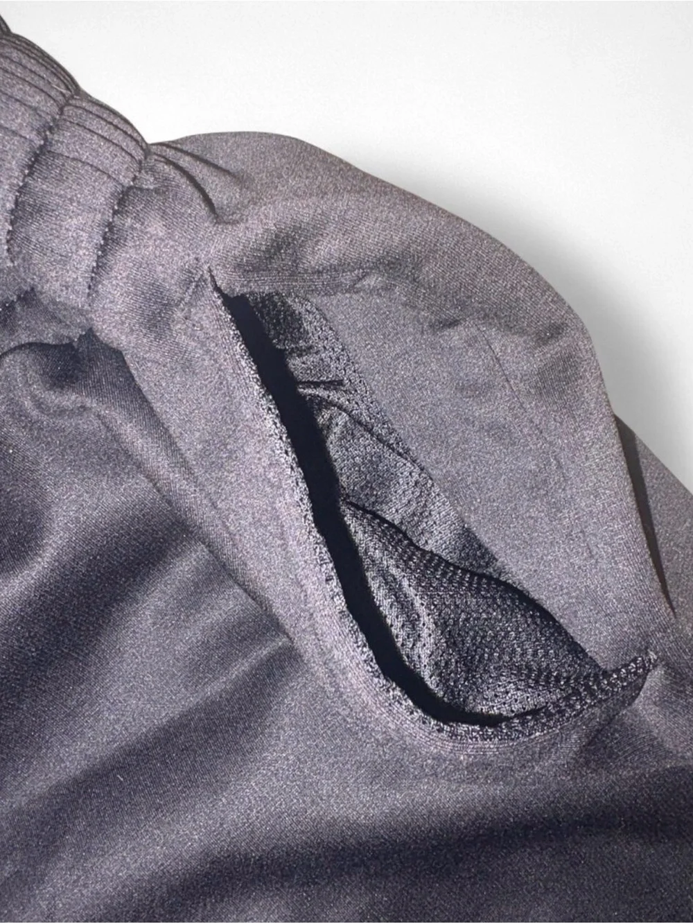 Nike Youth XL Black Jogger Sweatpants